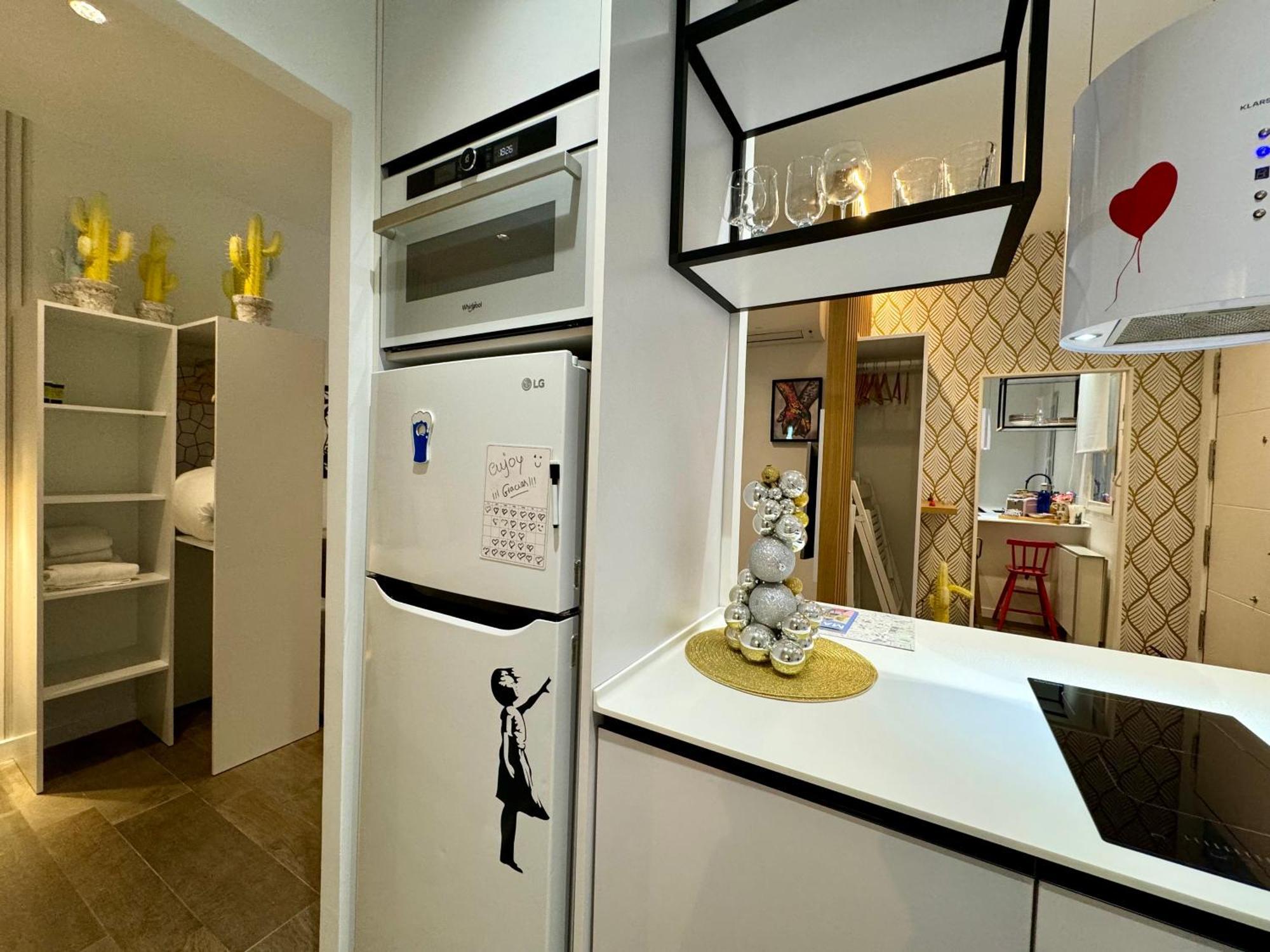 Luxury Flat City Center Full Equipe Non Touristic มาดริด ภายนอก รูปภาพ