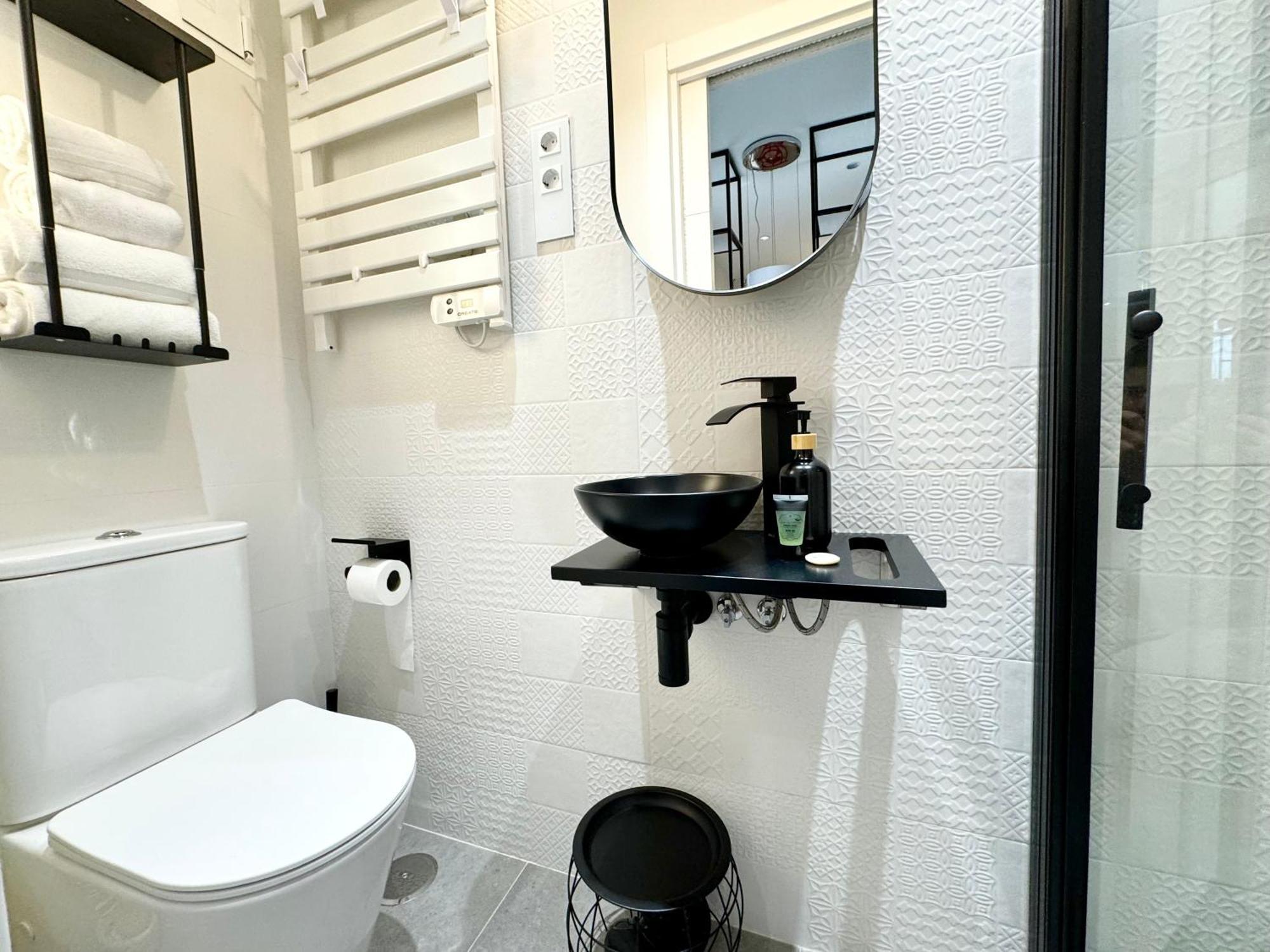 Luxury Flat City Center Full Equipe Non Touristic มาดริด ภายนอก รูปภาพ